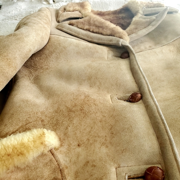 Vintage Sheepskin Shearling Jacket - Picture 2 of 5